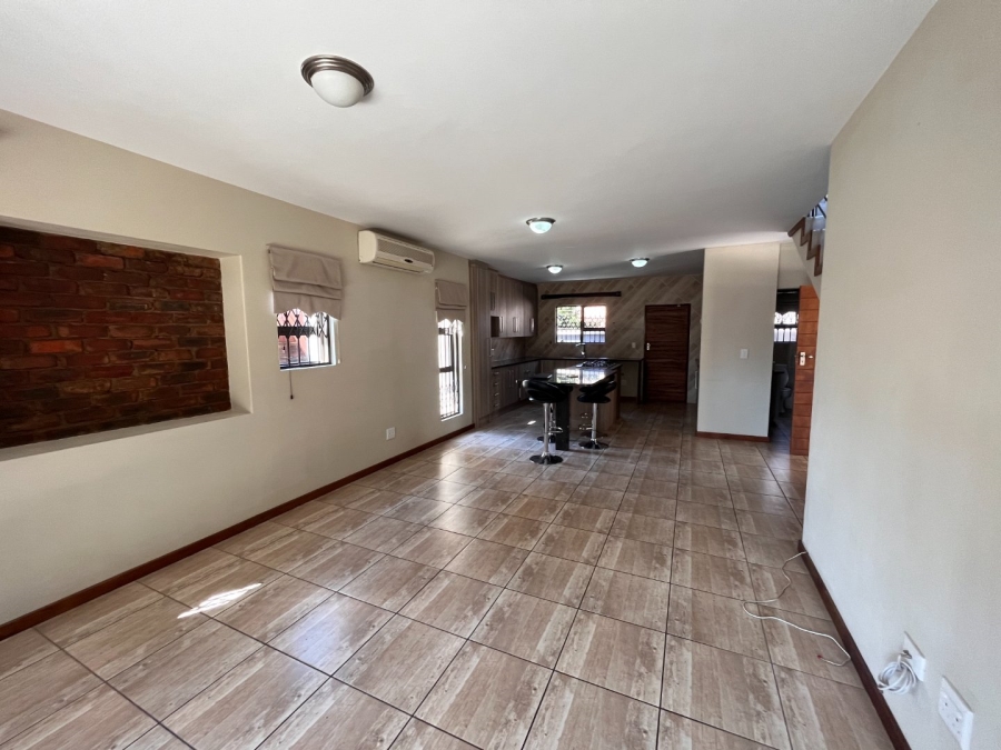 3 Bedroom Property for Sale in Baillie Park North West